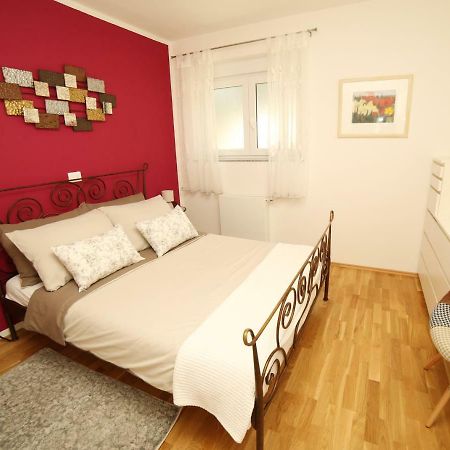 Apartman Nebo Pula Luaran gambar
