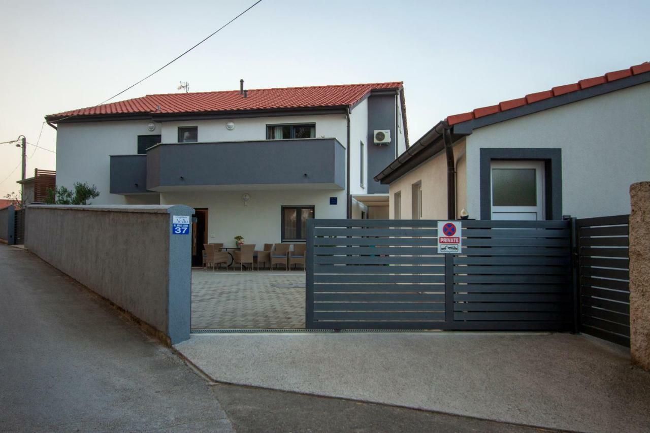 Apartman Nebo Pula Luaran gambar