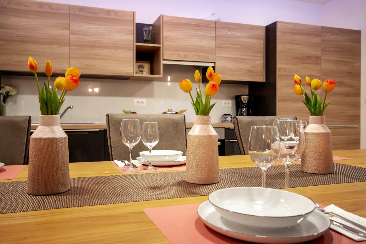 Apartman Nebo Pula Luaran gambar